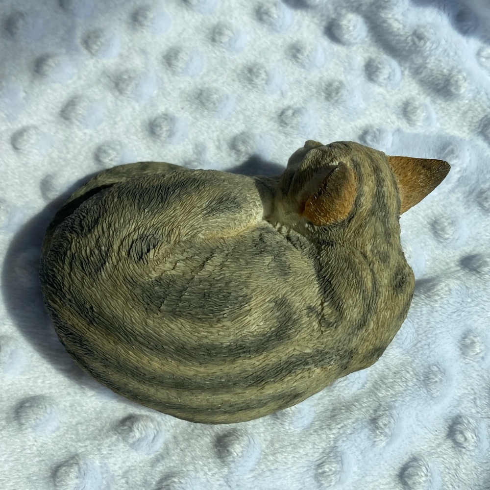 RARE Vintage 2000 Country Artists’ TABBY - SNUG Figurine - Picture 3 of 7